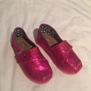 Pink glittery Toms